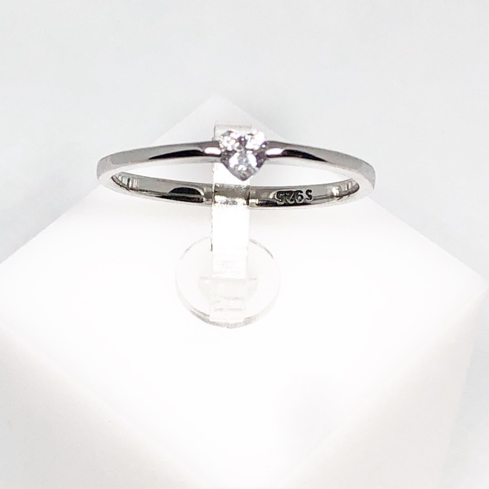 š¤šSterling silver delicate heart ring - Picture 3 of 5